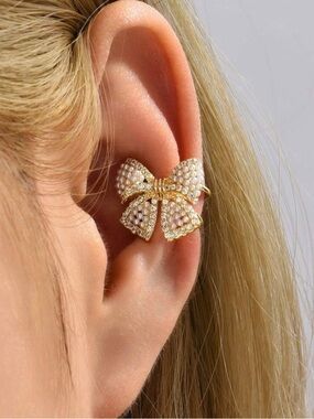 Gold Pearl Bow Ear Cuff A1794